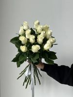 Букет из белой розы (60см) 15 шт под ленту