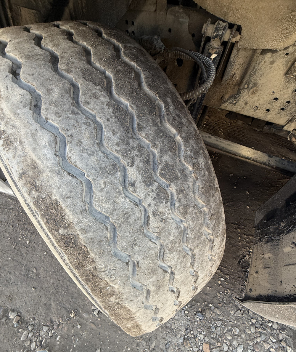 FAW J7 4x2 Седельный тягач CA4180P77K25E5 (Дизельный, 12,5 л, 553 л.с., АТ)