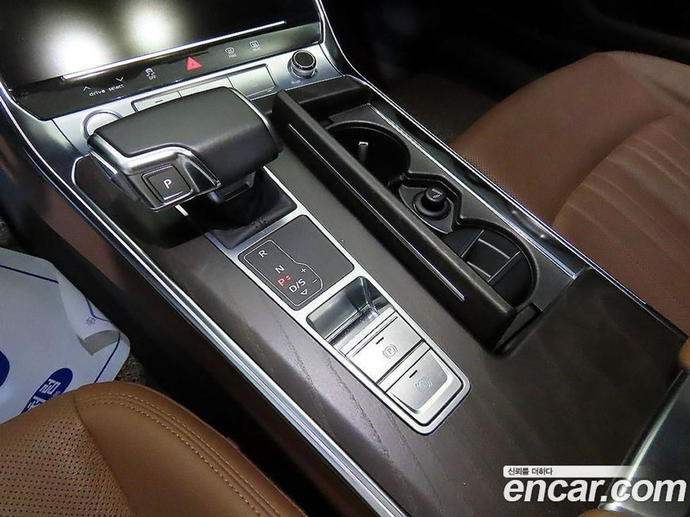 Audi A6 (C8) 45 TFSI Quattro Premium (08.2020)
