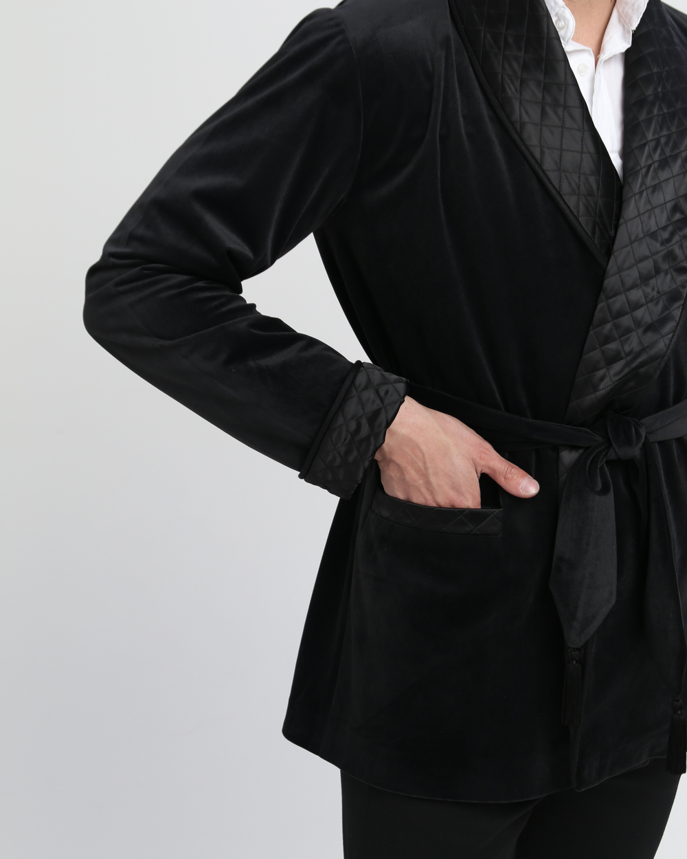 Жакет бархатный с атласными стеганными бортами