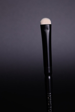NONSTOPMAKEUP BS09 Smooth Shade Pencil Brush, Кисть для растушевки карандаша и теней. Премиум синтетика, черная, 1 шт.