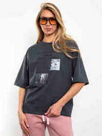 Футболка женская оверсайз Модная пресса (графит)