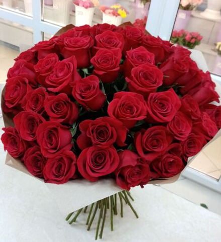45 красных роз