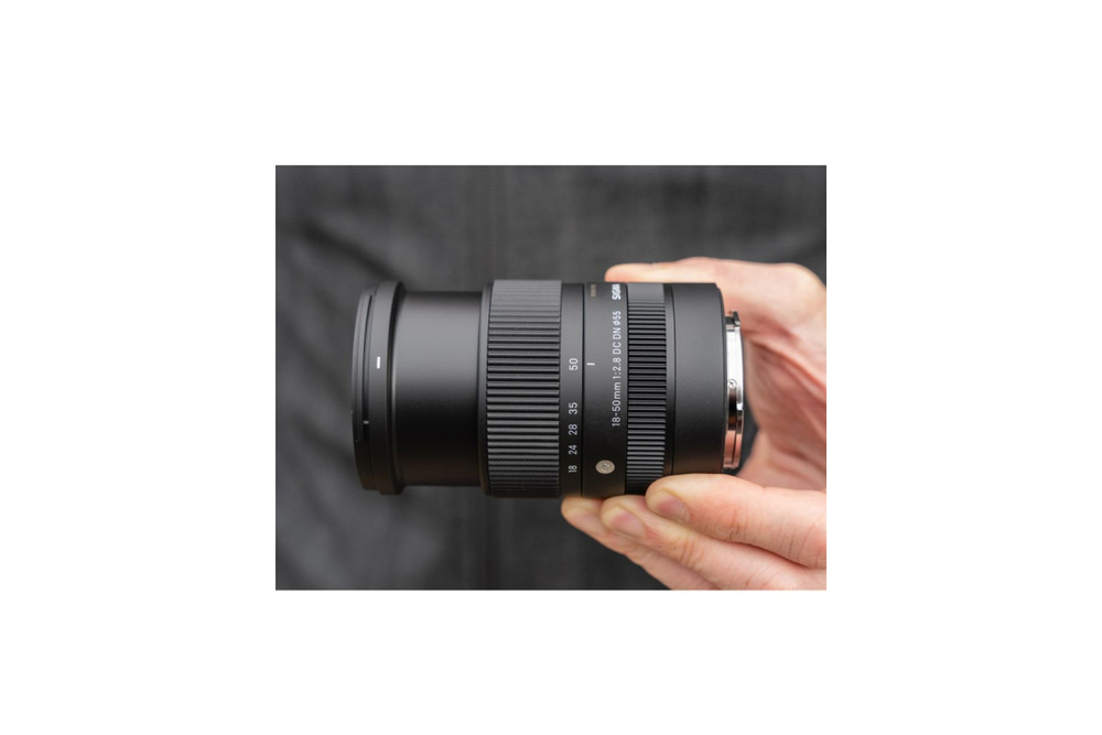 Объектив Sigma 18-50mm f/2.8 DC DN Contemporary Canon RF