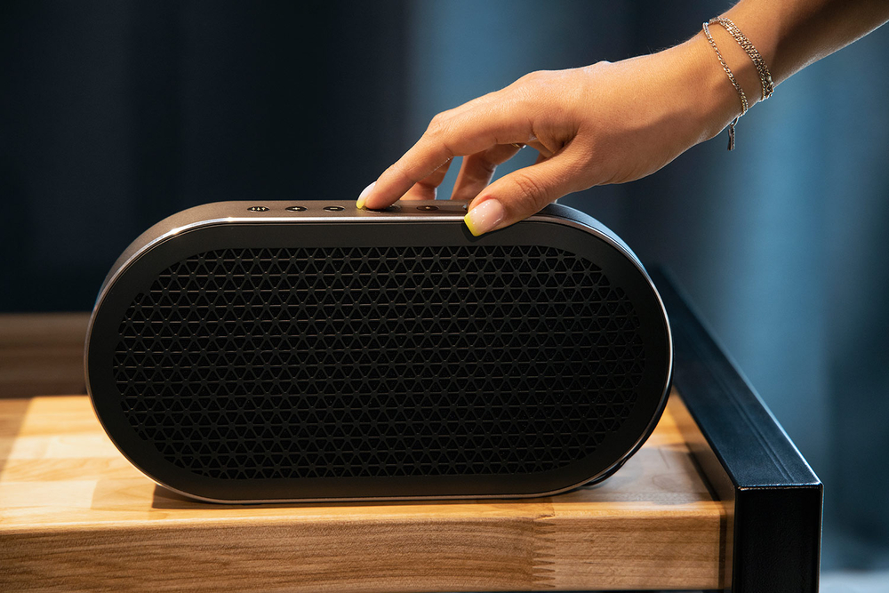 Dali Katch G2 — портативная беспроводная Bluetooth-колонка