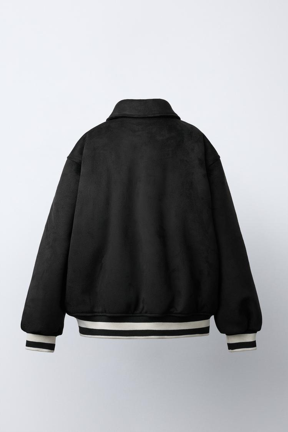 ZARA БОМБЕР ИЗ ИСКУССТВЕННОЙ ЗАМШИ С ВЫШИТЫМ ТЕКСТОМ, ЧЕРНЫЙ