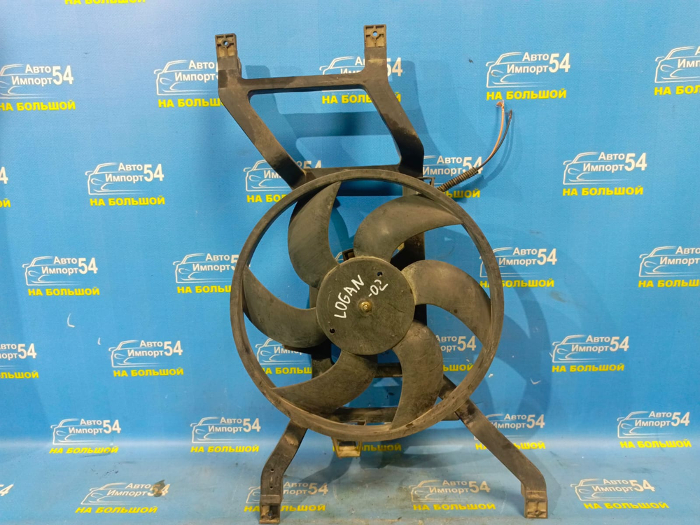 Диффузор радиатора двигателя RENAULT LOGAN 2011