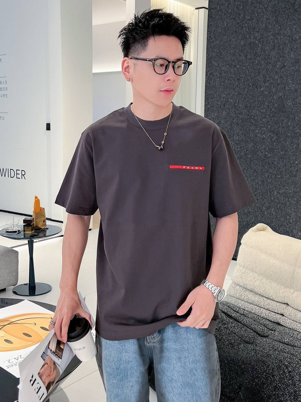 Футболка Prada