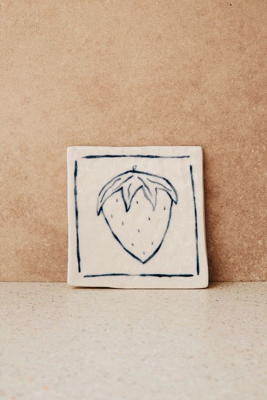 Подставка под кружку Клубничка / The Kinder Garten