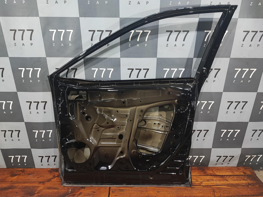 Дверь передняя правая Toyota RAV4 V (XA50) 18-нв Б/У Оригинал 6700142160