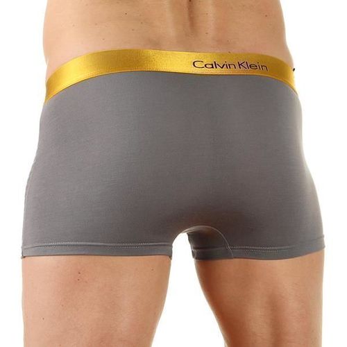 Мужские трусы боксеры светло-серые с золотистой резинкой Calvin Klein Bold Boxer со вставкой