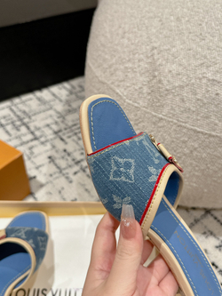 Louis Vuitton Heel