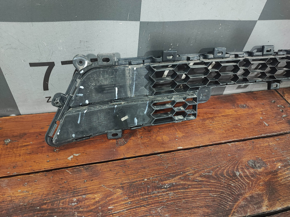 Решетка переднего бампера Changan CS55 17-23 Б/У Оригинал 2803161AW01