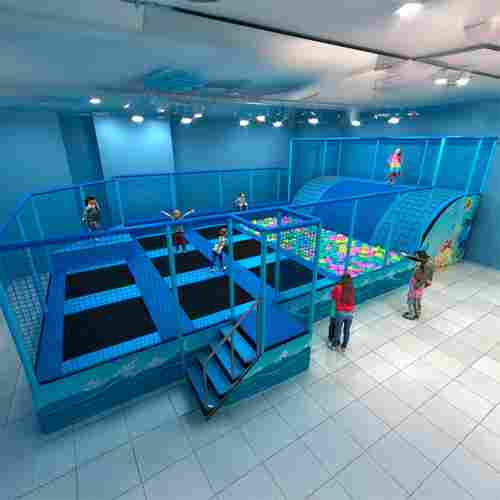 Батутная арена «Волна» 12×6 м, 8 батутов, с поролоновой ямой и горкой