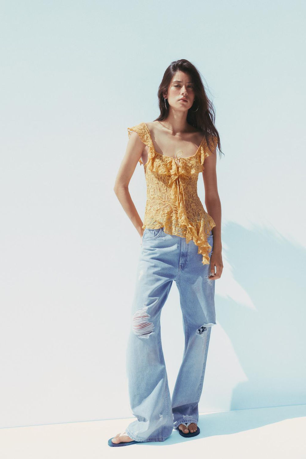 ZARA ТОП С ВОЛАНАМИ И КРУЖЕВОМ, СВЕТЛО-ОРАНЖЕВЫЙ