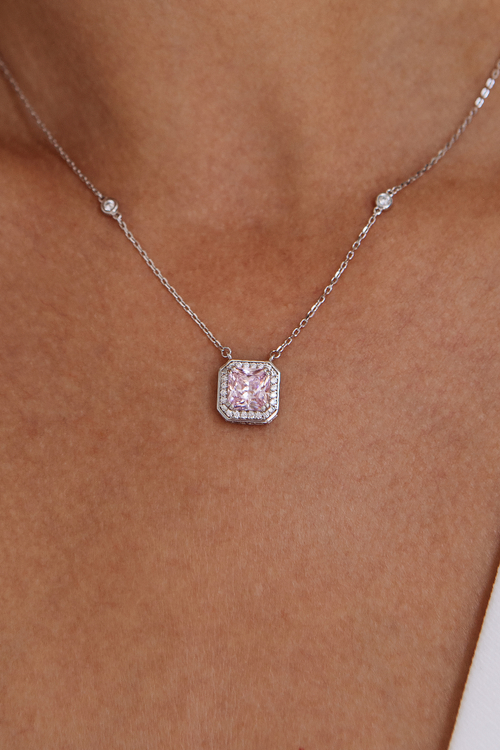 Колье "DIVA" с квадратным розовым фианитом