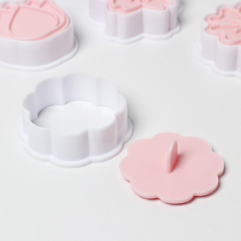 Набор форм для печенья «Цветы», 8 комплектов, цвет розовый