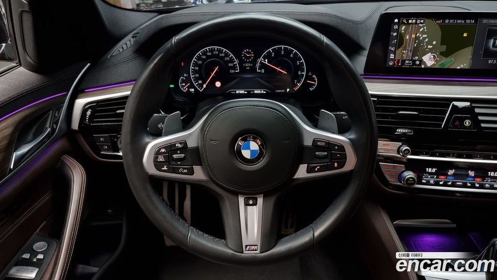 BMW 5 Series (G30) 530i M Sports Plus (09.2019)
