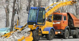 Снегоуборочная техника оставила вмятину: как заставить коммунальщиков заплатить за ремонт авто + калькулятор ущерба