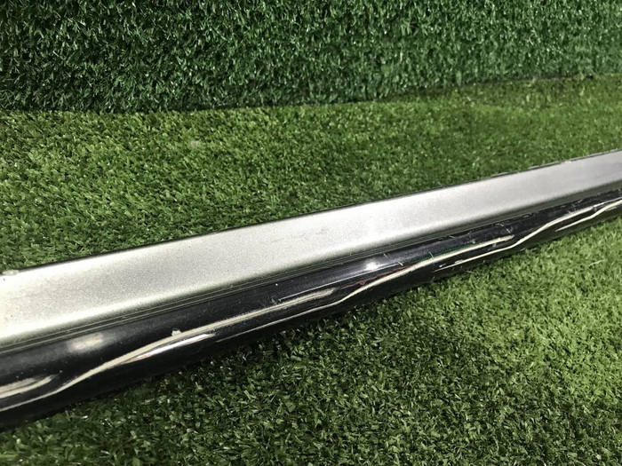 Накладка порога правая Lexus LX 3 (2015-2023)