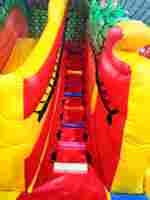 Коммерческий надувной батут «Змей Горыныч» 8,5*7*6 м