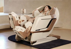 Массажное кресло Bodyfriend Phantom Rovo NEO (Bang&Olufsen)