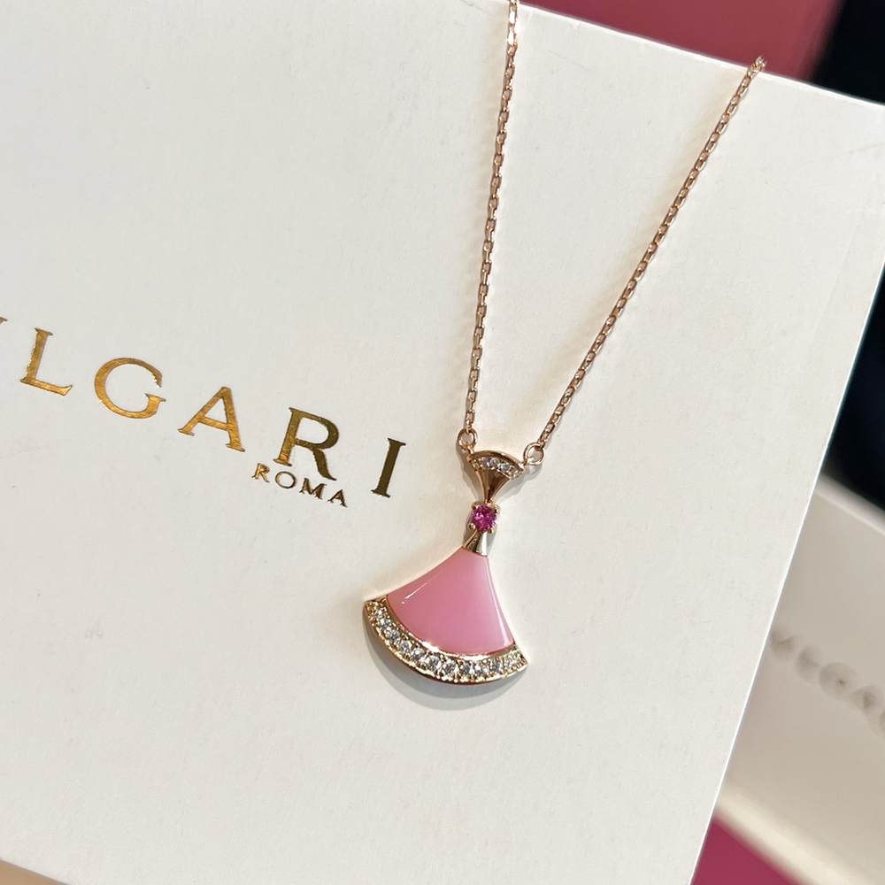 Bvlgari Divas' Dream Necklace