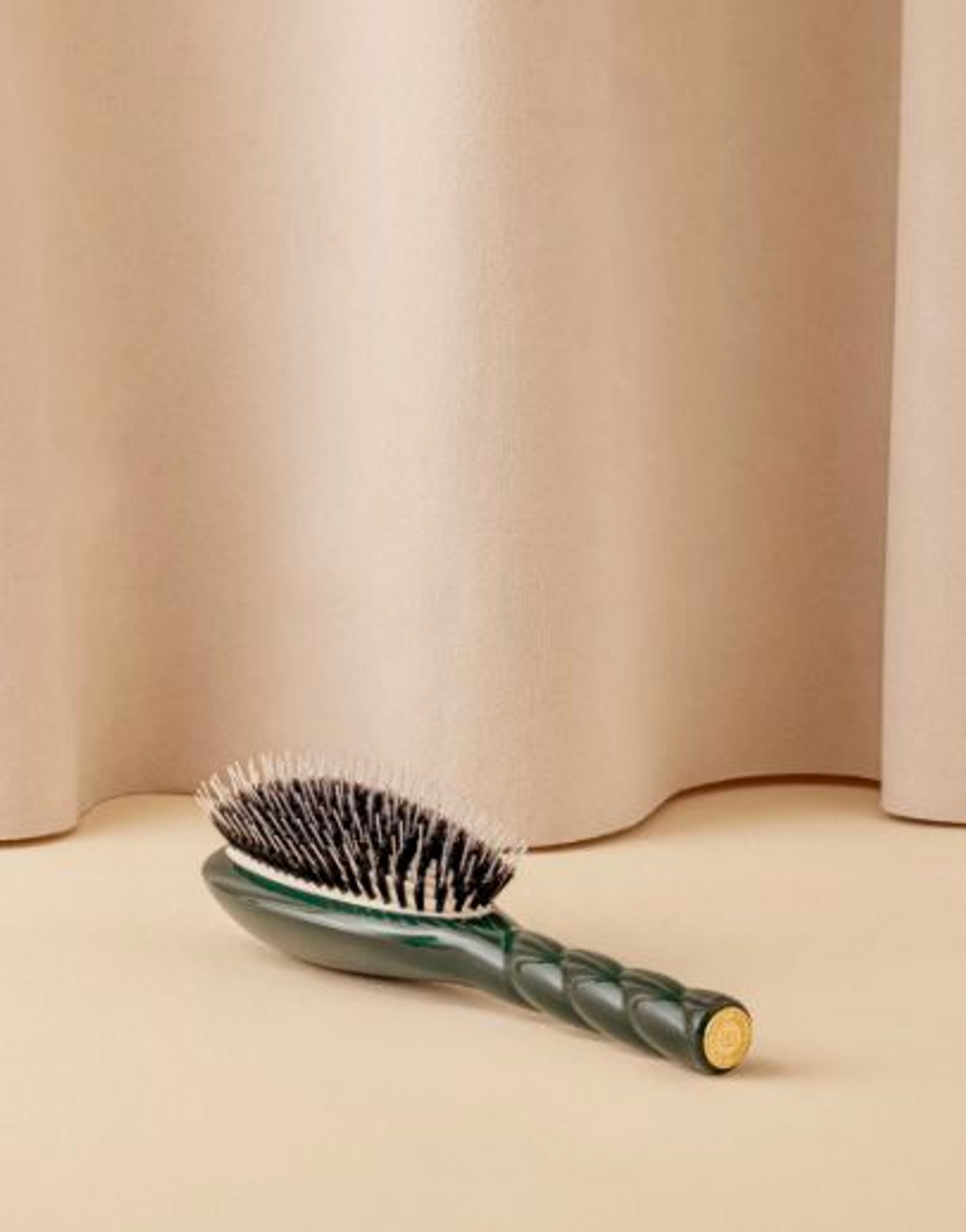 La Bonne Brosse Массажная расческа для волос N 02 Essential Detangling Brush - Emerald Green