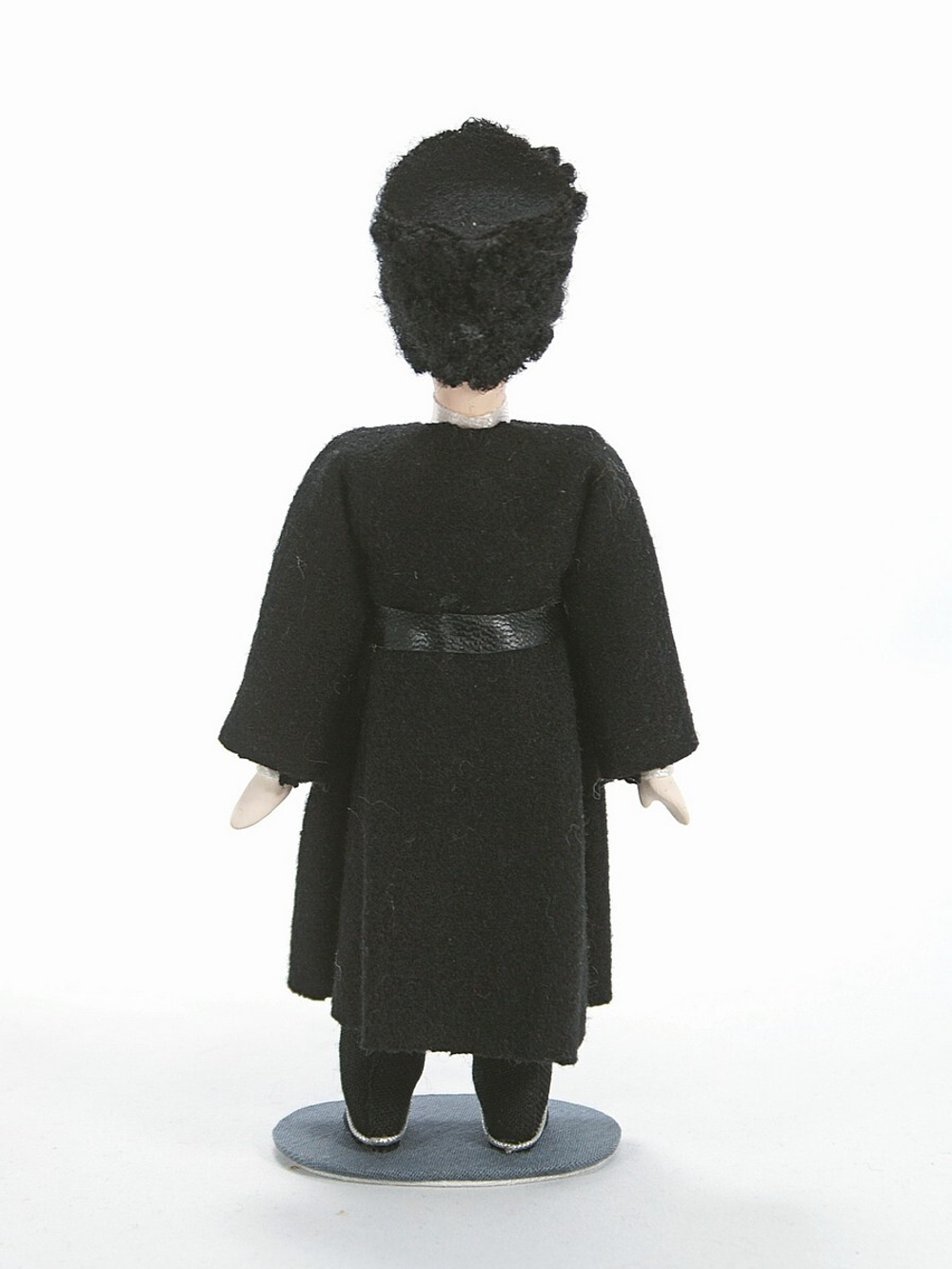 Кукла коллекционная в кавказском мужском костюме: черкеска, папаха