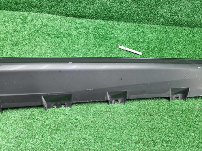 Накладка порога правая BMW X6 G06 (19-нв) M-paket