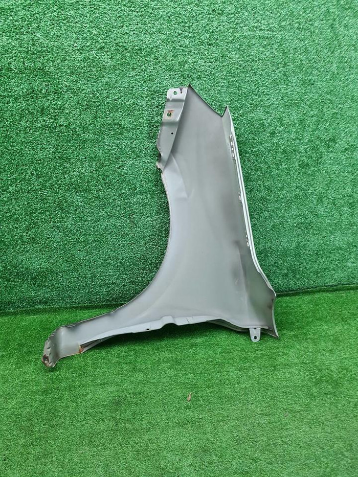 Крыло переднее правое Lada Granta (2018-н.в.)