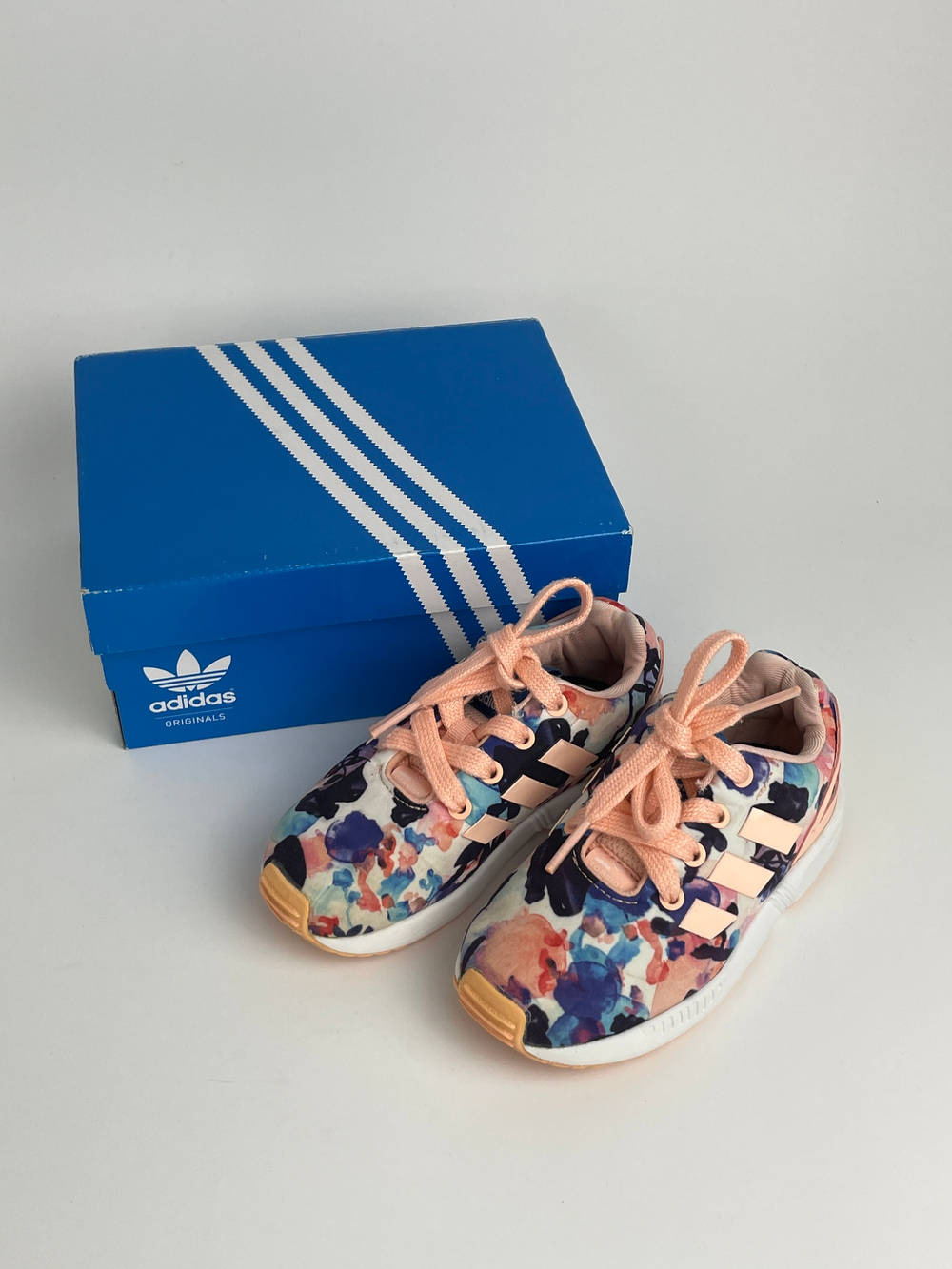 Кроссовки Adidas