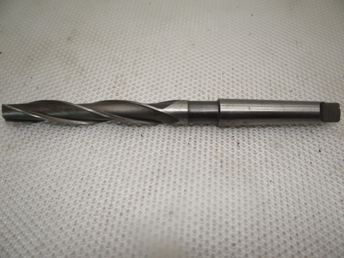 Зенкер цельный к/х 16х110х215 км2 Р6М5