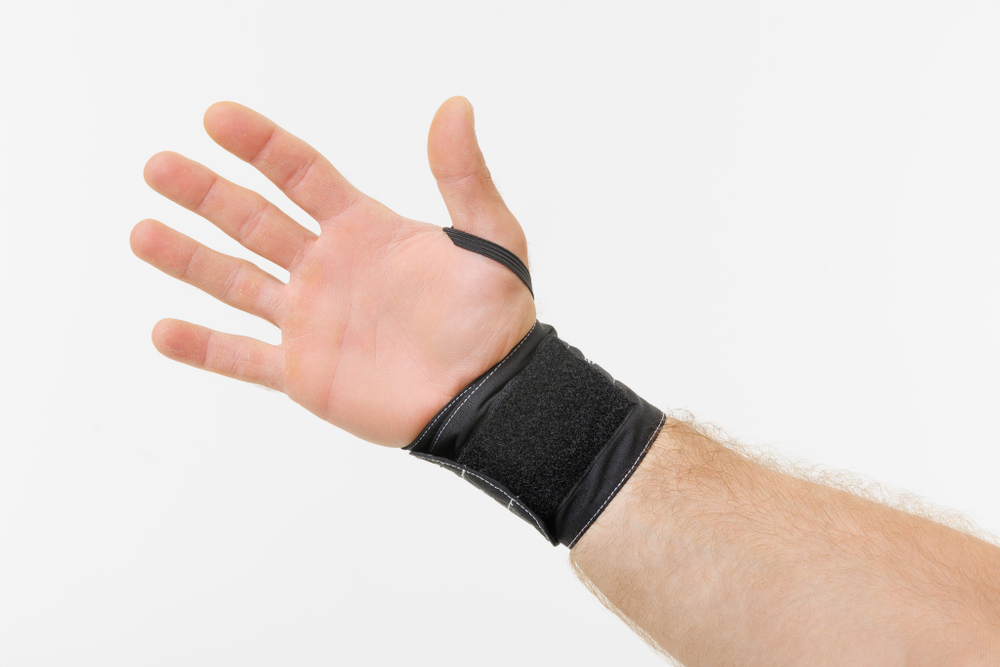 Бинты неэластичные TOTEMIC CLO для фиксации запястья, отделка белая