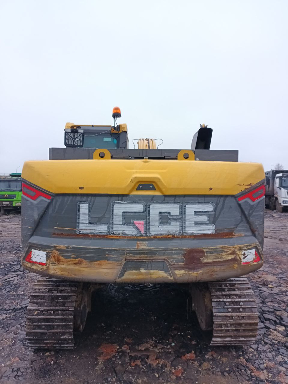 LGCE E6210 Экскаватор E6210HNLC (Дизельный, 6,1 л, 167 л.с., АТ)