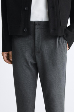 ZARA БРЮКИ КОМФОРТНОЙ ПОСАДКИ ИЗ РЕЛЬЕФНОЙ ТКАНИ, СЕРО-ГРАНАТОВЫЙ