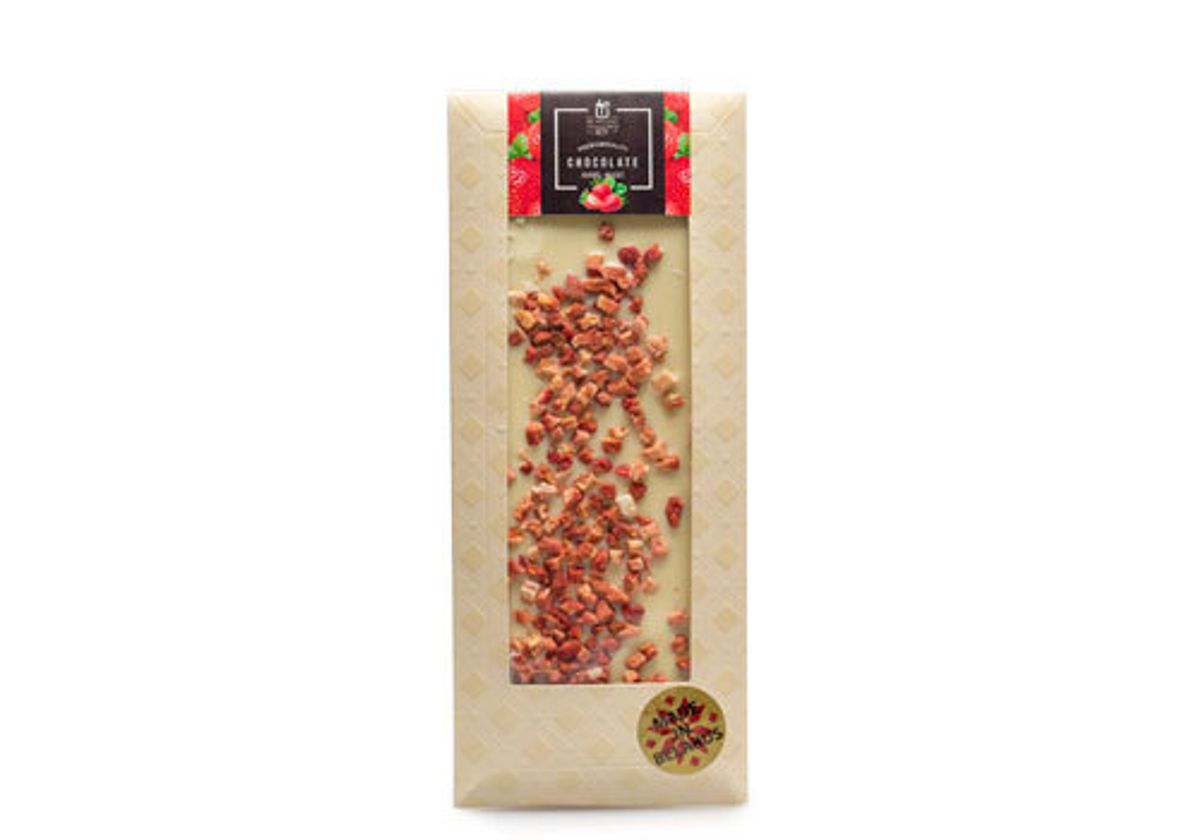 Шоколад белый с клубникой Premiumquality, 100г