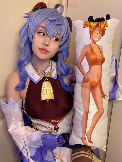 Мини дакимакура Алиса из Бесконечное лето арт. M0808, 60х20 см