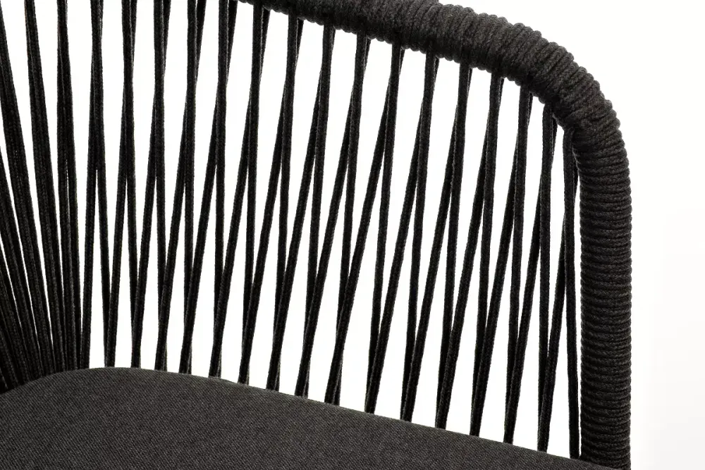 "Марсель" стул плетеный из роупа, каркас из стали золотой глянец, роуп темно-серый круглый, ткань серая