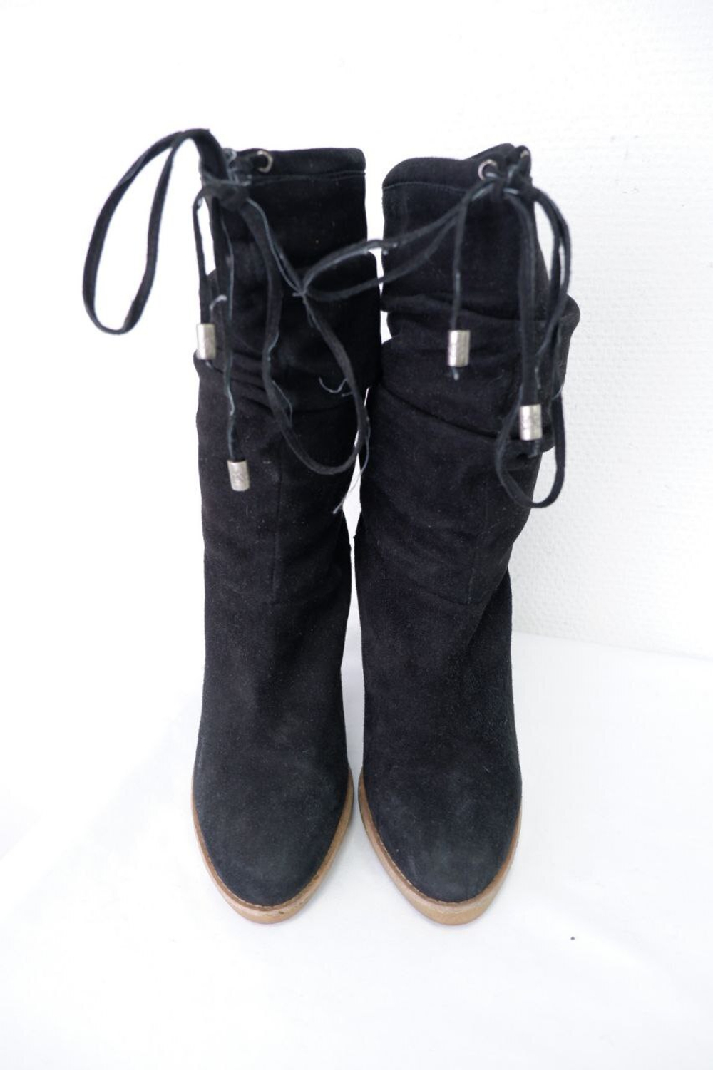 Полусапоги Alibi красивые 37 размер