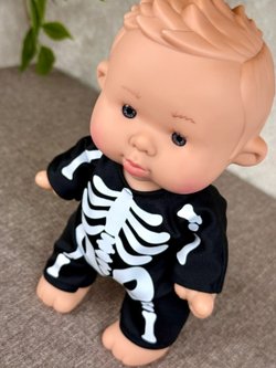 Пупс Marina and Pau 26 cм Nenote Halloween (2924A2)