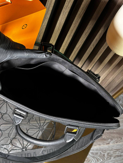 Сумка- портфель Louis Vuitton