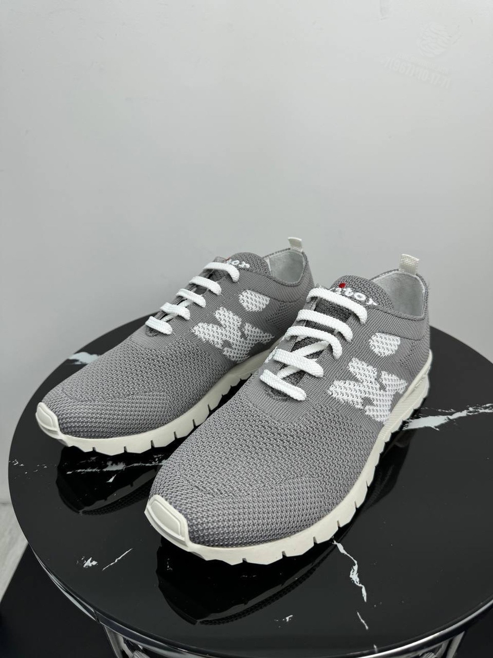 Кроссовки Kiton
