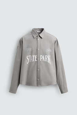 ZARA РУБАШКА В ПОЛОСКУ С КОНТРАСТНОЙ ВЫШИВКОЙ, СЕРЫЙ