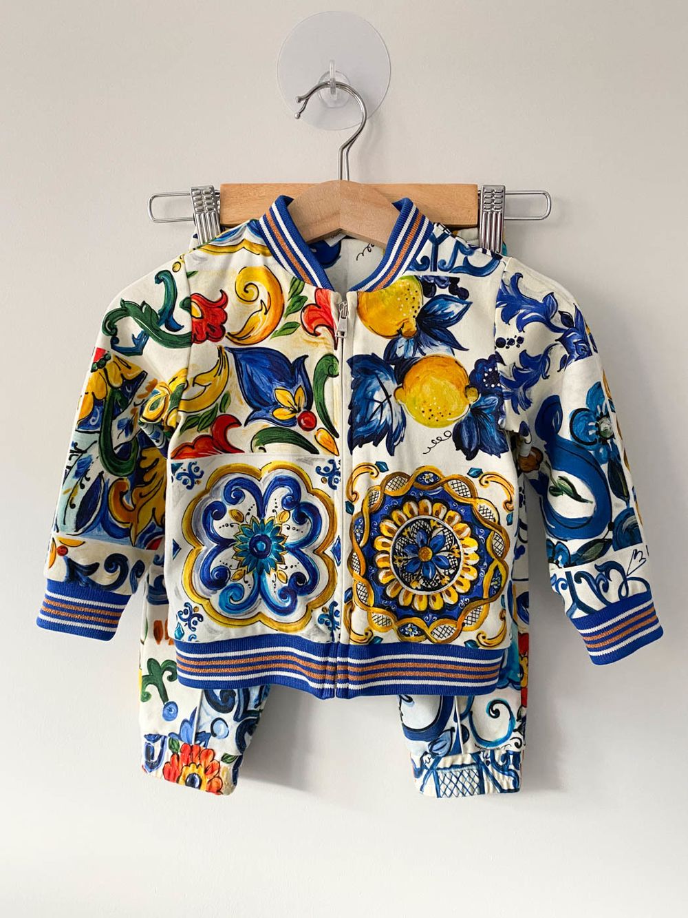 Костюм Dolce&Gabbana