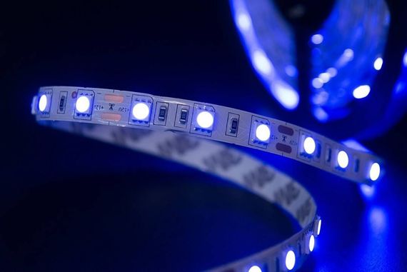 Светодиодная лента SWG 14,4W/m 60LED/m 5050SMD синий 5M 002337