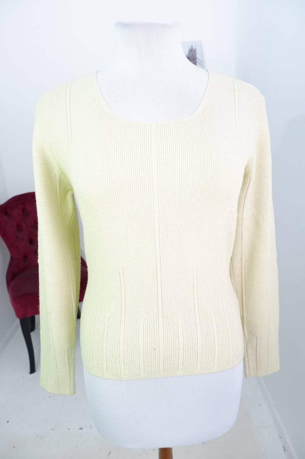 Джемпер на каждый день, маркировка М, визуально 46 размер