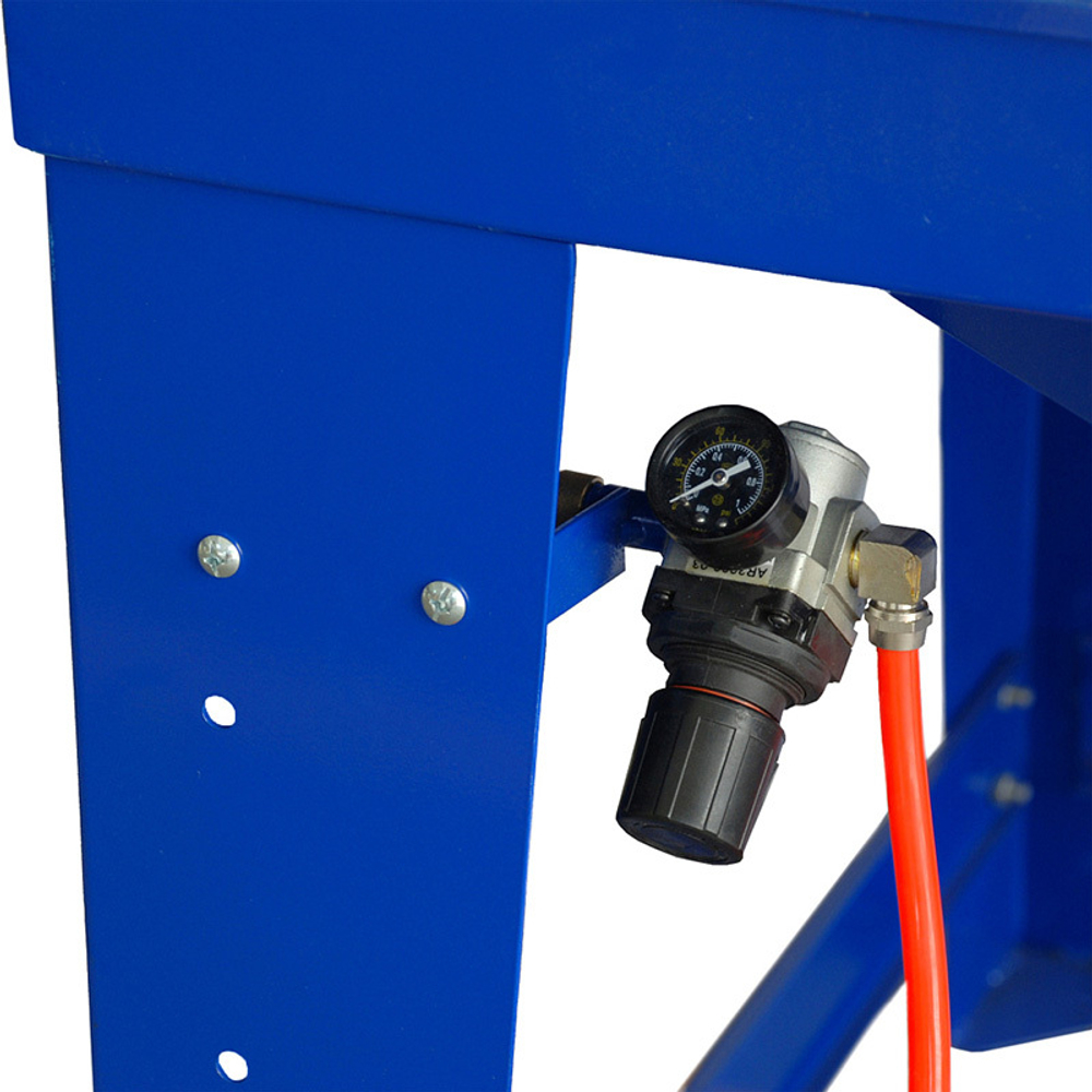 AE&T (T06305) Камера пескоструйная 990л