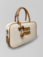 Сумка 333/888 комбинированная со сменным ремешком, брелоком-бантик и надписью впереди