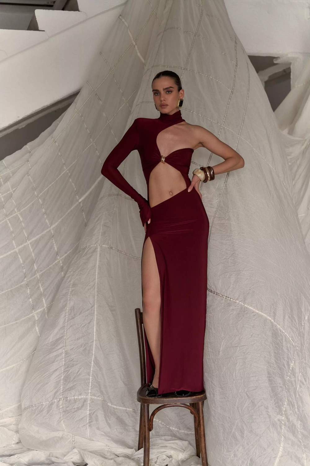 Платье без рукава, бордо